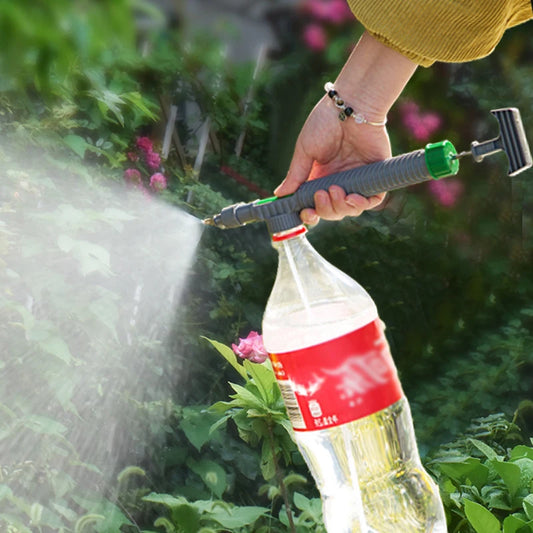 Spruzzatore da Giardino Universale per Bottiglie – Con testina Regolabile a Pressione Manuale a 2 getti